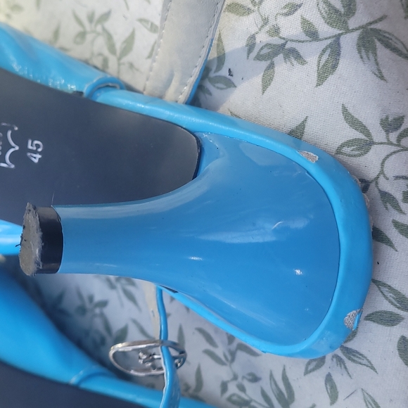 Heels size 11.5 - Picture 8 of 9